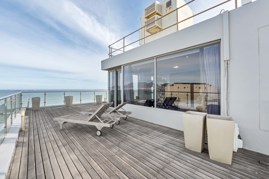 4 Bedroom Property for Sale in Beachfront Western Cape